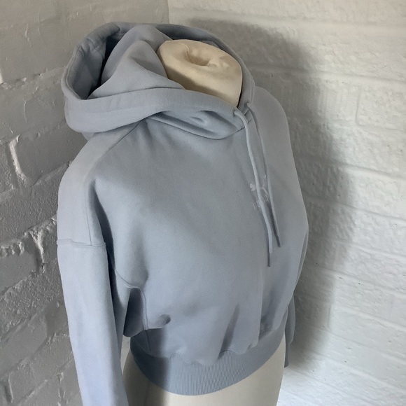 Puma Cropped Hoodie - Size S - Light Blue - Cotton - P2P 18โ - Picture 4 of 8